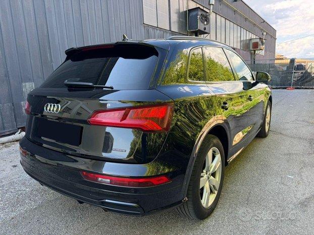 AUDI Q5 2.0 TFSI quattro S tronic S line plus