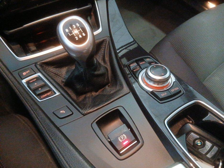 BMW Serie 5 (F10/11) - 520d Touring Luxury