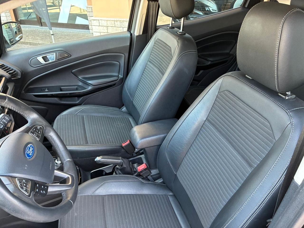 Ford EcoSport 100 CV ST-Line Black Edition NEOPAT.