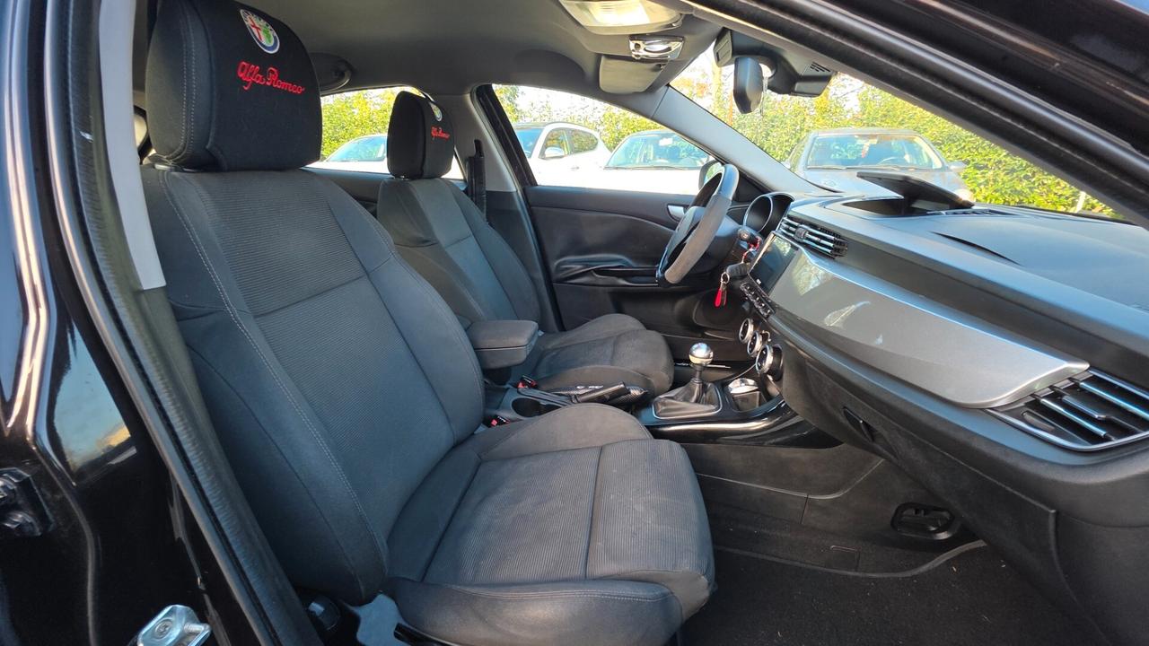 Alfa Romeo Giulietta 1.6 JTDm-2 105 CV Exclusive