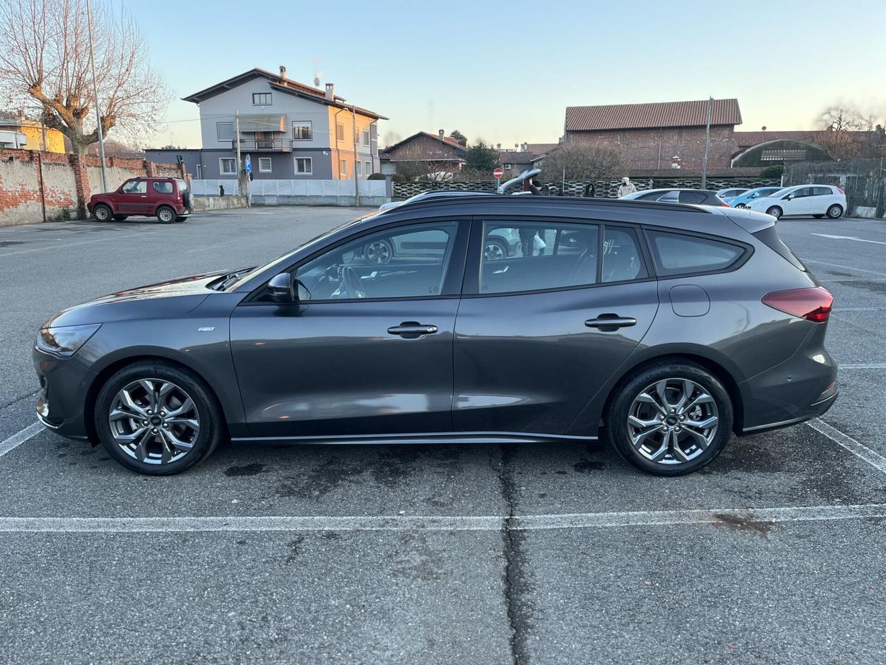 Ford Focus 1.0 Hybrid 125 CV SW ST-Line