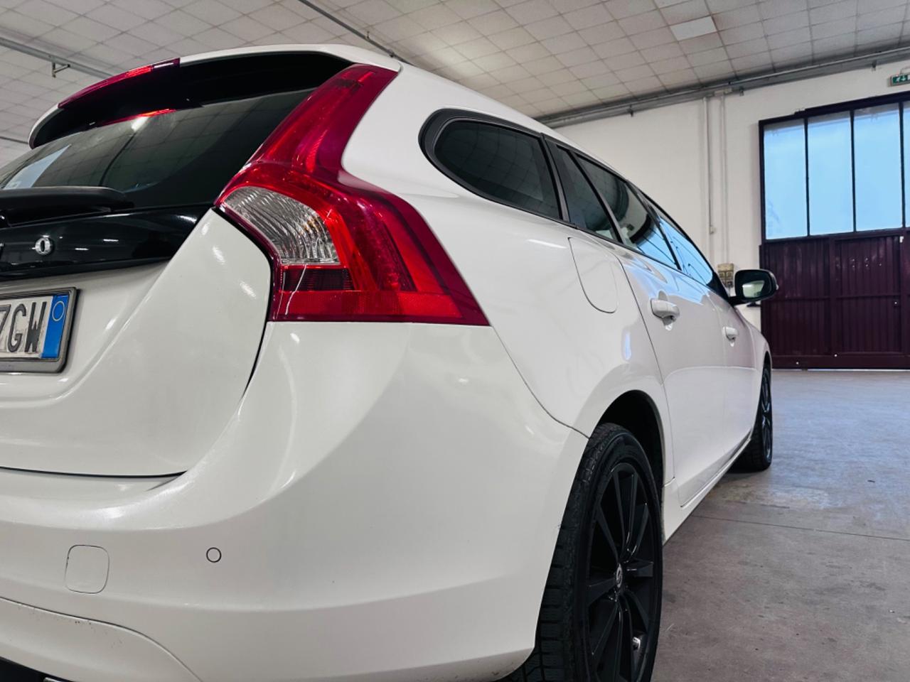 Volvo V60 D4 Momentum