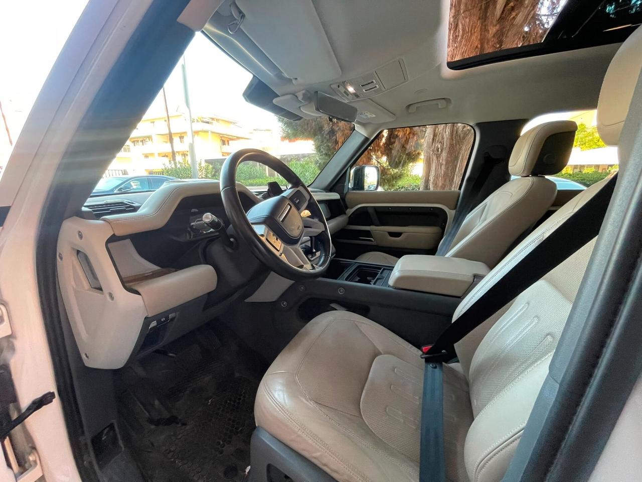 Land Rover Defender 110 2.0 SD4 240CV AWD Auto HSE