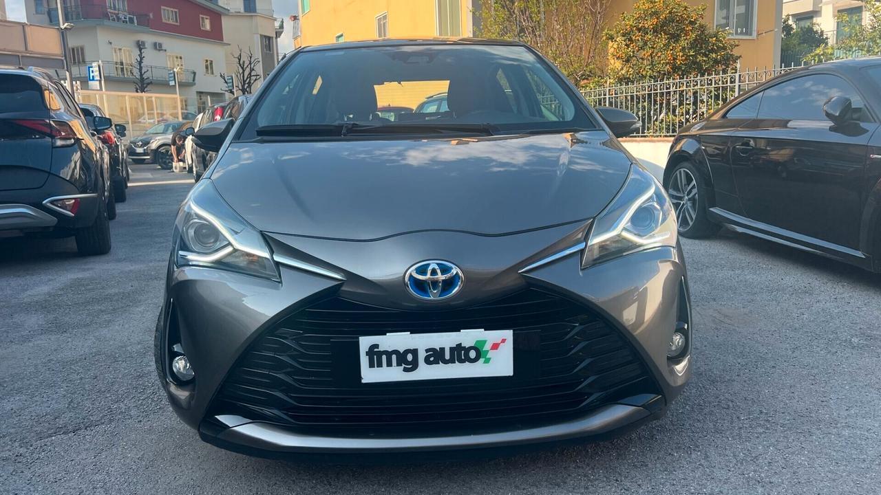 Toyota Yaris 1.5 Hybrid 5 porte Lounge Automatica