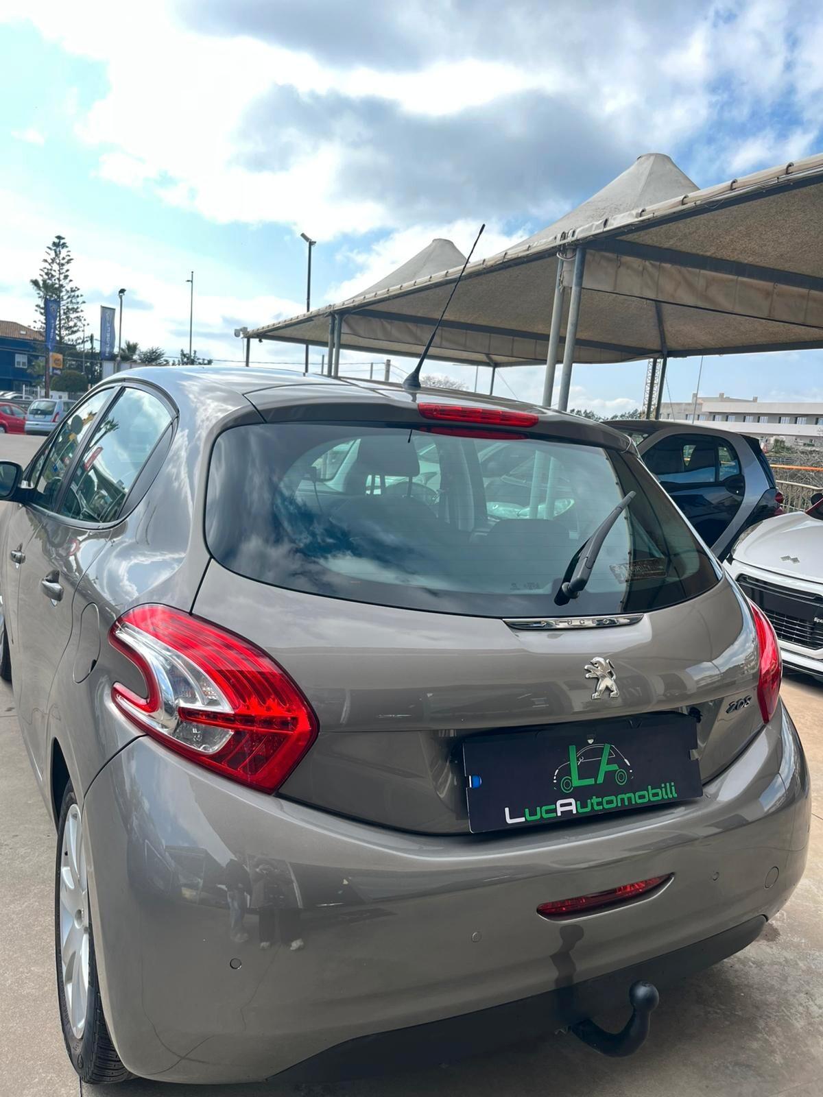 Peugeot 208 1.2 VTi 82 CV 5 porte Allure