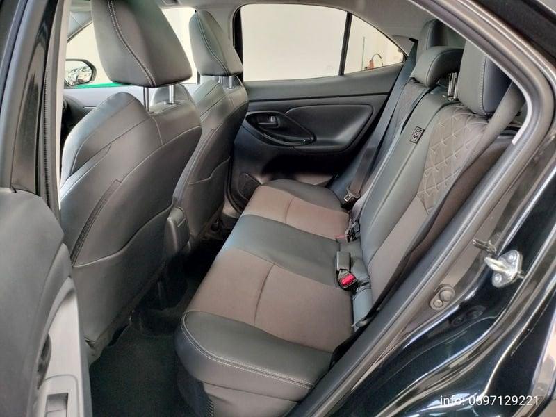 Toyota Yaris Cross 1.5 Hybrid 5p. E-CVT AWD-i Lounge