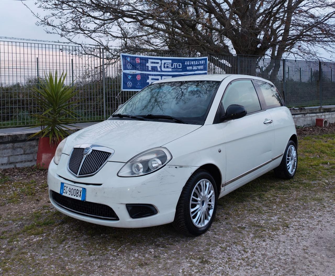 Lancia Ypsilon 1.2 69 CV Elle