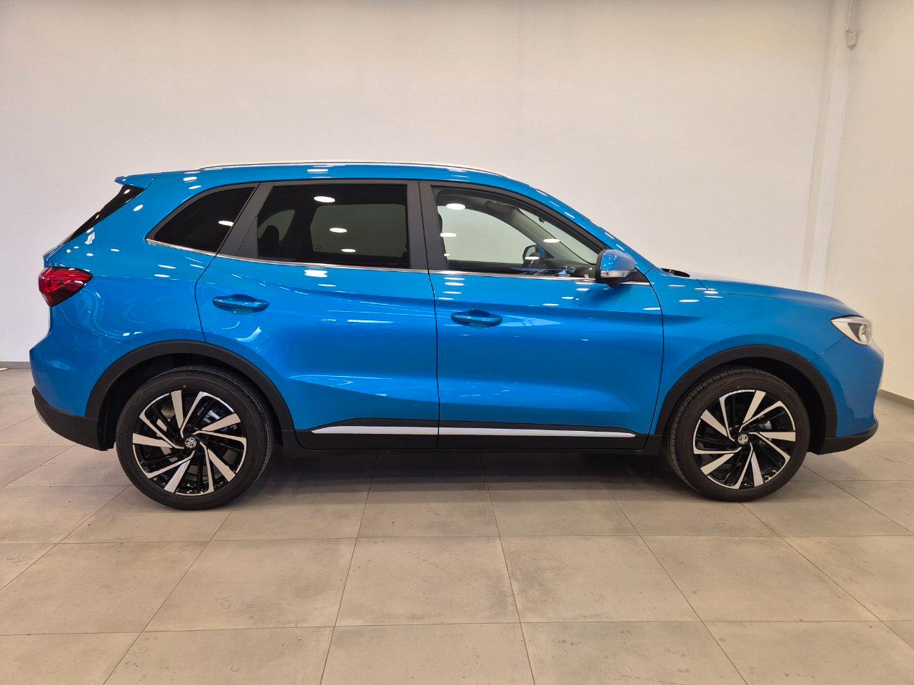 Mg ZS 1.5 hybrid+ Luxury auto IN PROMO - NEOPATENTATI