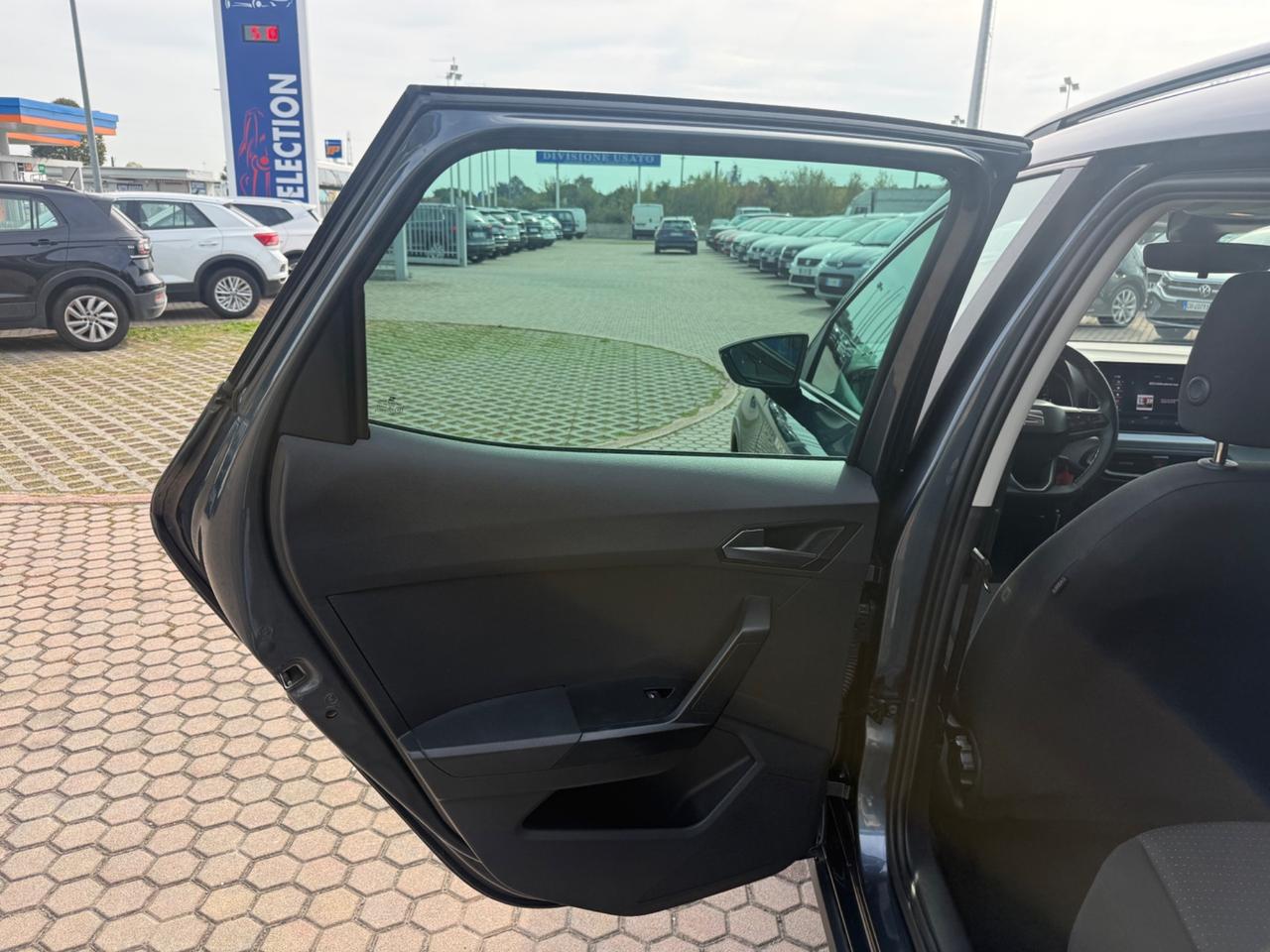 Arona 1.0 EcoTSI Black Edition