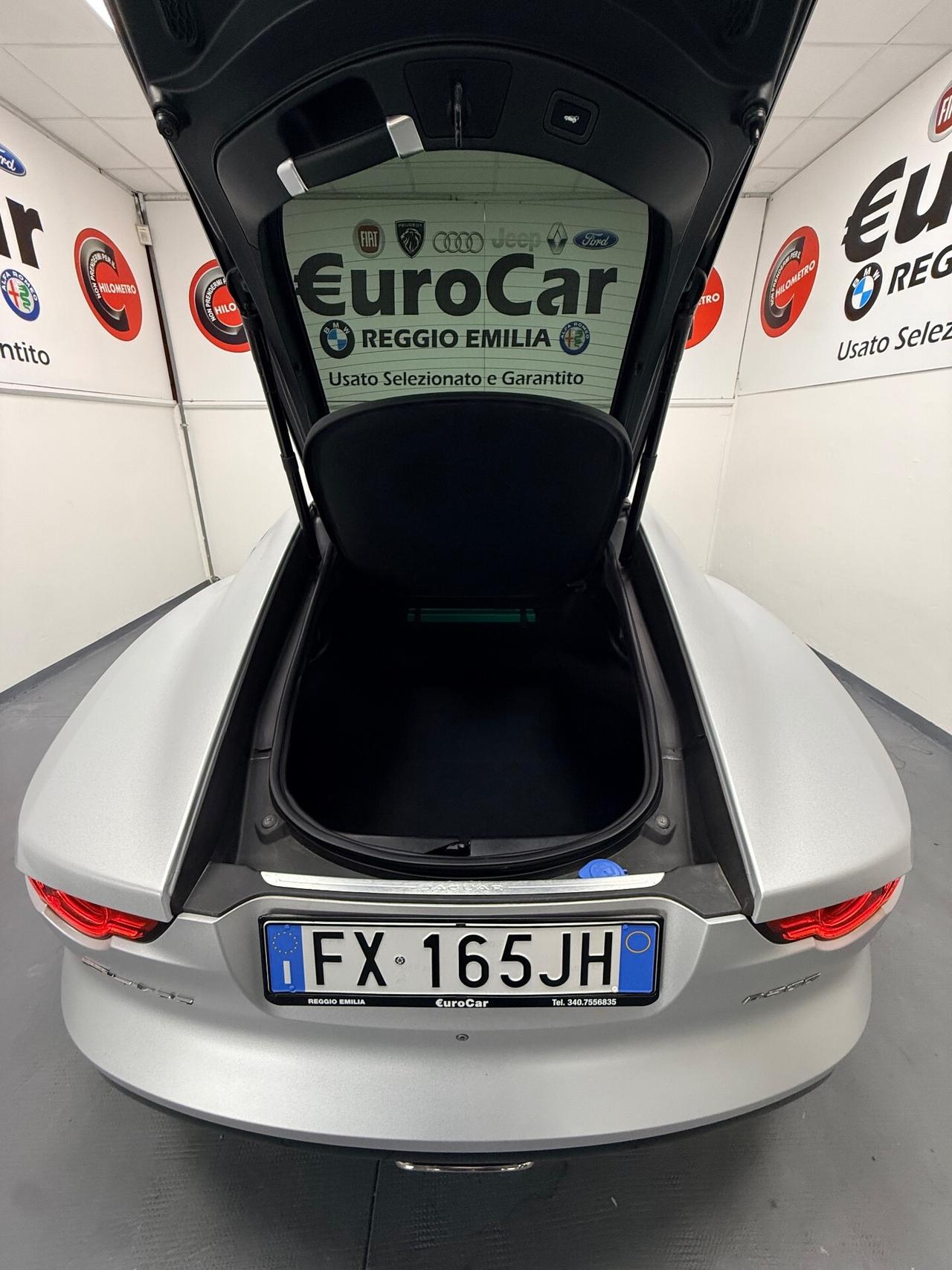 Jaguar F-Type 2.0 aut. Coupé Chequered Flag 05/2019 EURO 6D TETTO RETROCAM SCARICO