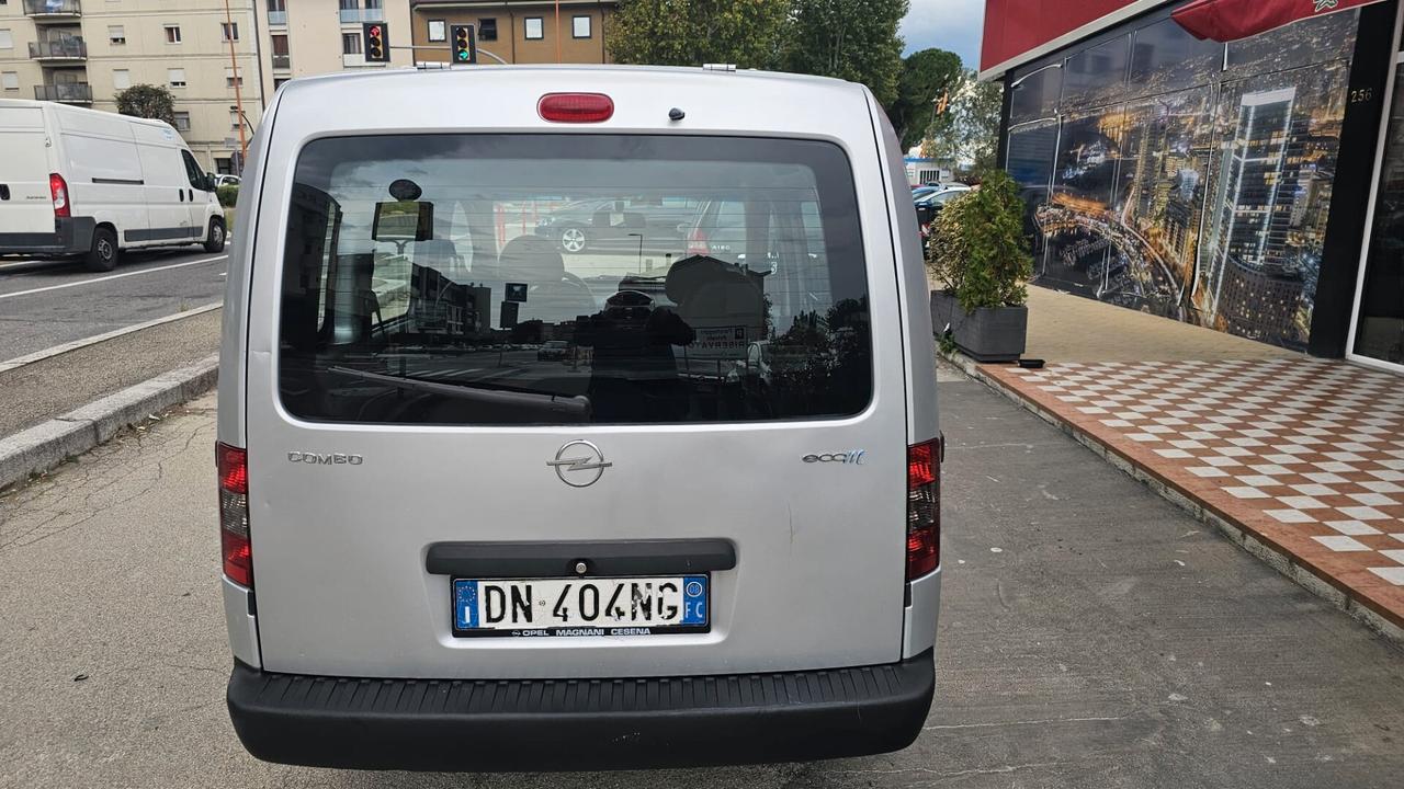 Opel Combo 1.6 CNG Metano 4p. Van Vetrato