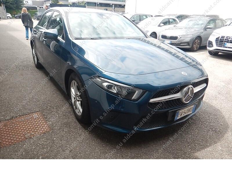 Mercedes-Benz A 180d Autom. *49.000 Km* da VETRINA