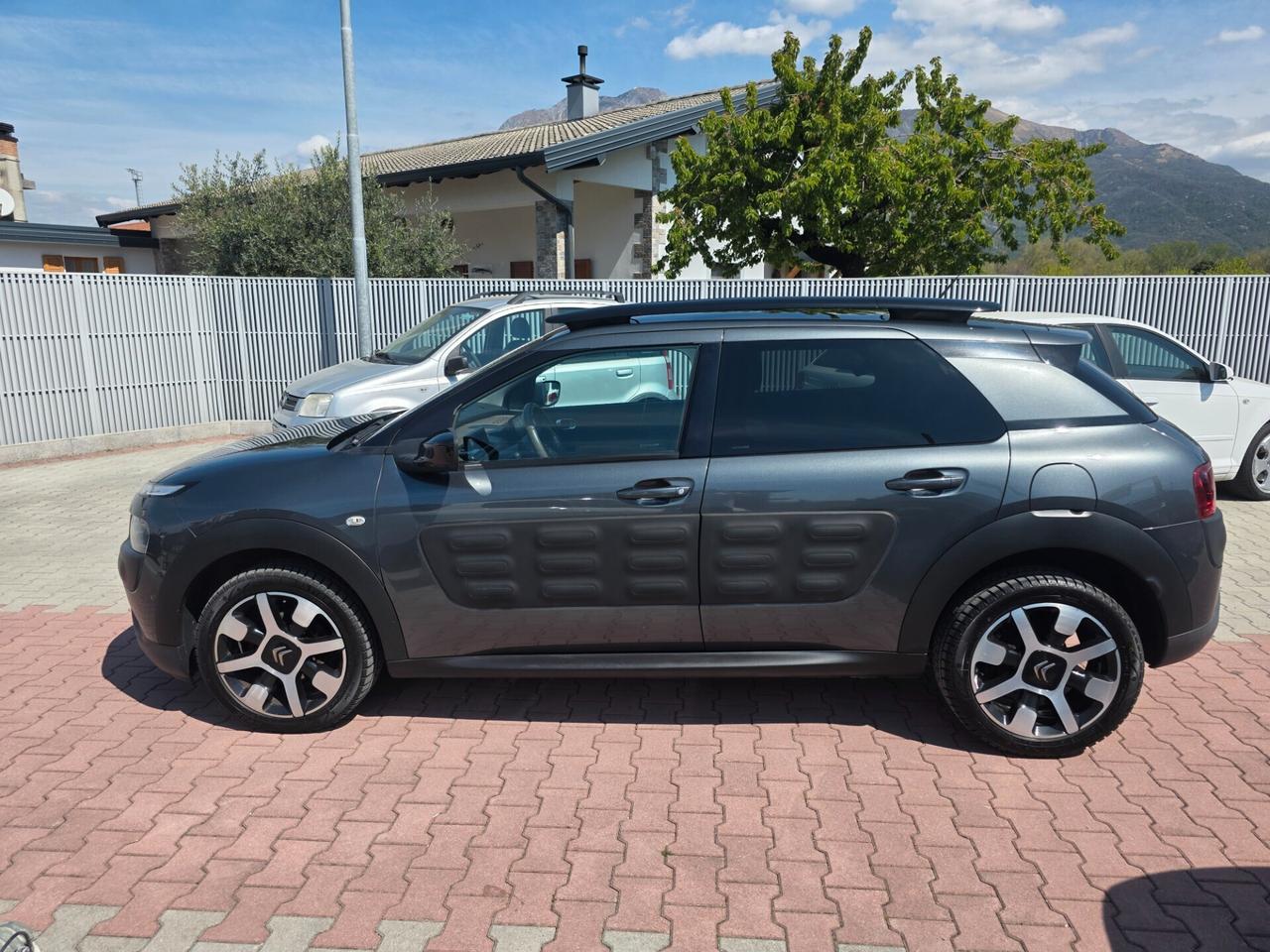 Citroen C4 Cactus BlueHDi 100 S&S ETG6 Shine