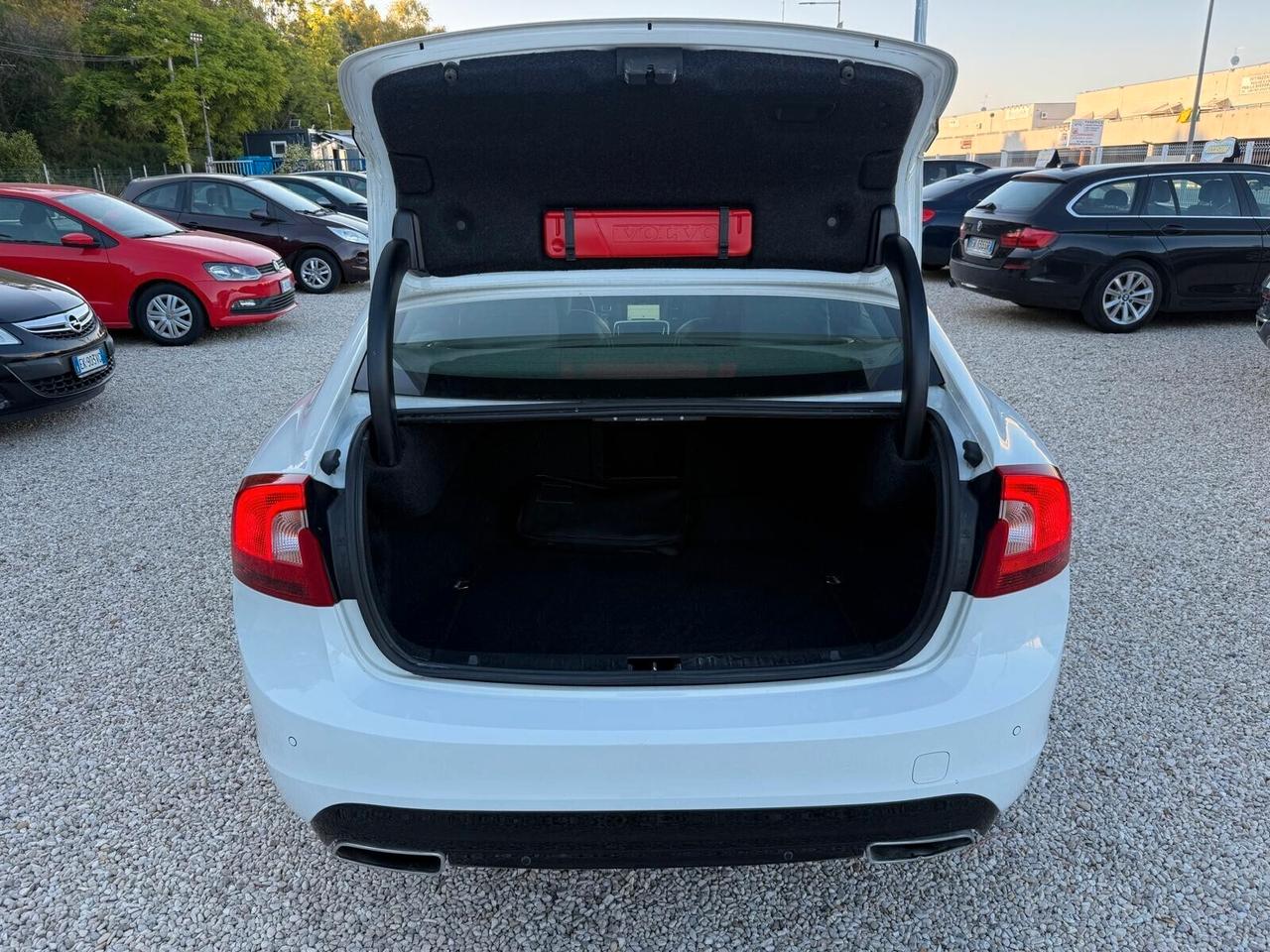 Volvo S60 D2 Dynamic Edition