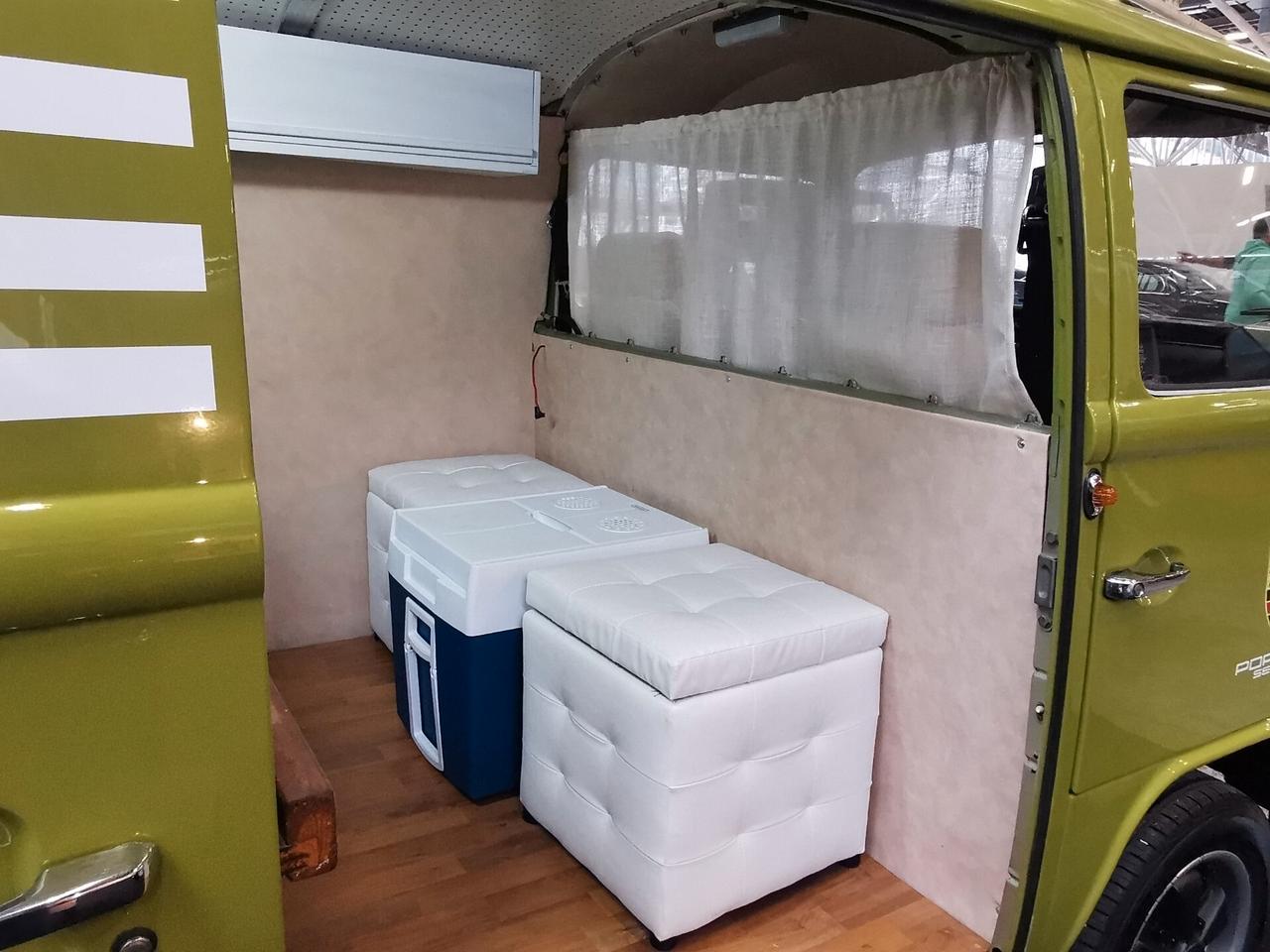 Volkswagen T2 TRANSPORTER PORSCHE SERVICE