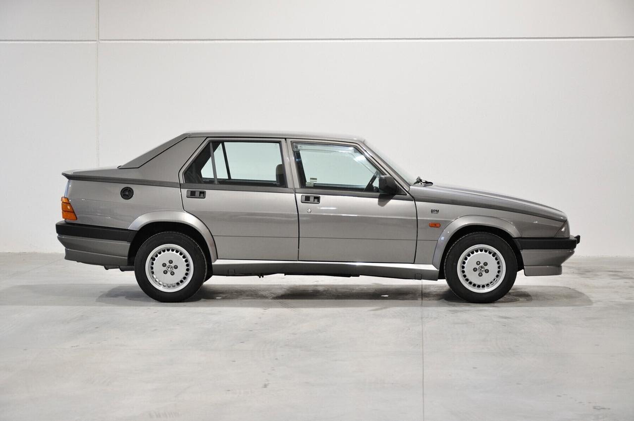 Alfa Romeo 75 2.0i Twin Spark CRS RIAR targa MI