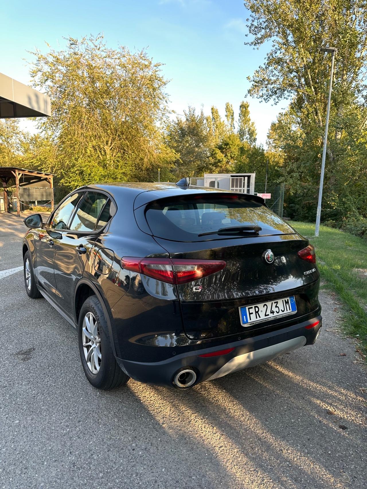 Alfa Romeo Stelvio 2.2 Turbodiesel 180 CV AT8 Q4 Business