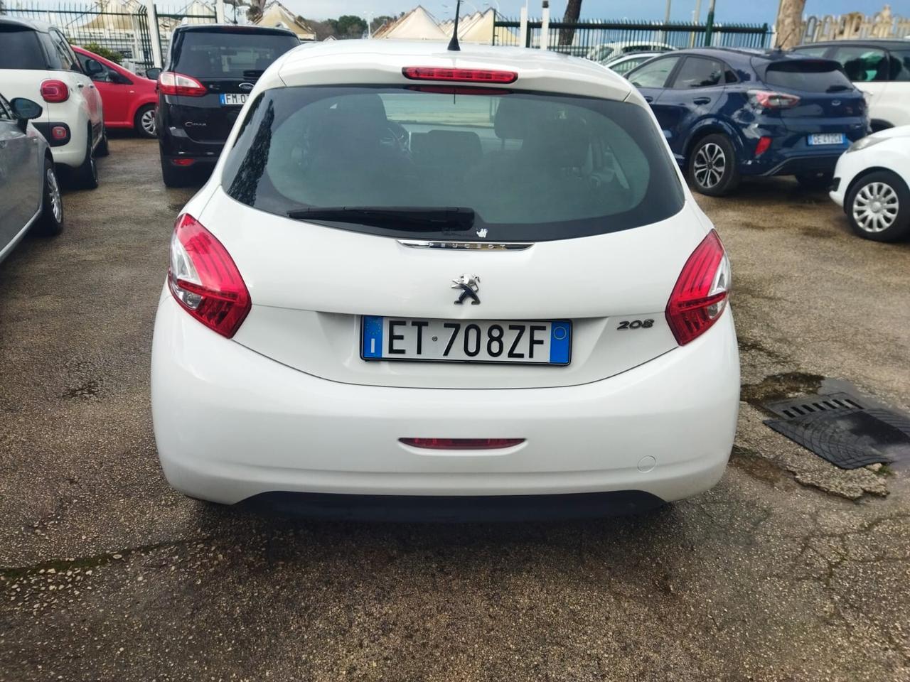 Peugeot 208 1.2 benzina Active 2014