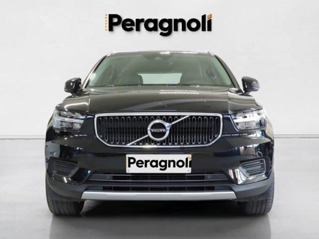 VOLVO XC40 T3 MOMENTUM MANUALE