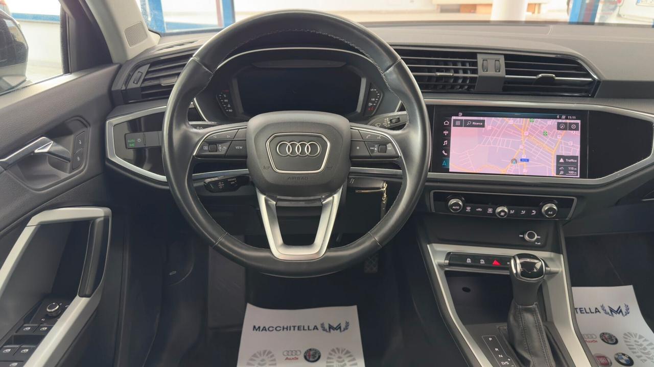 Audi Q3 35 TDI S tronic Business