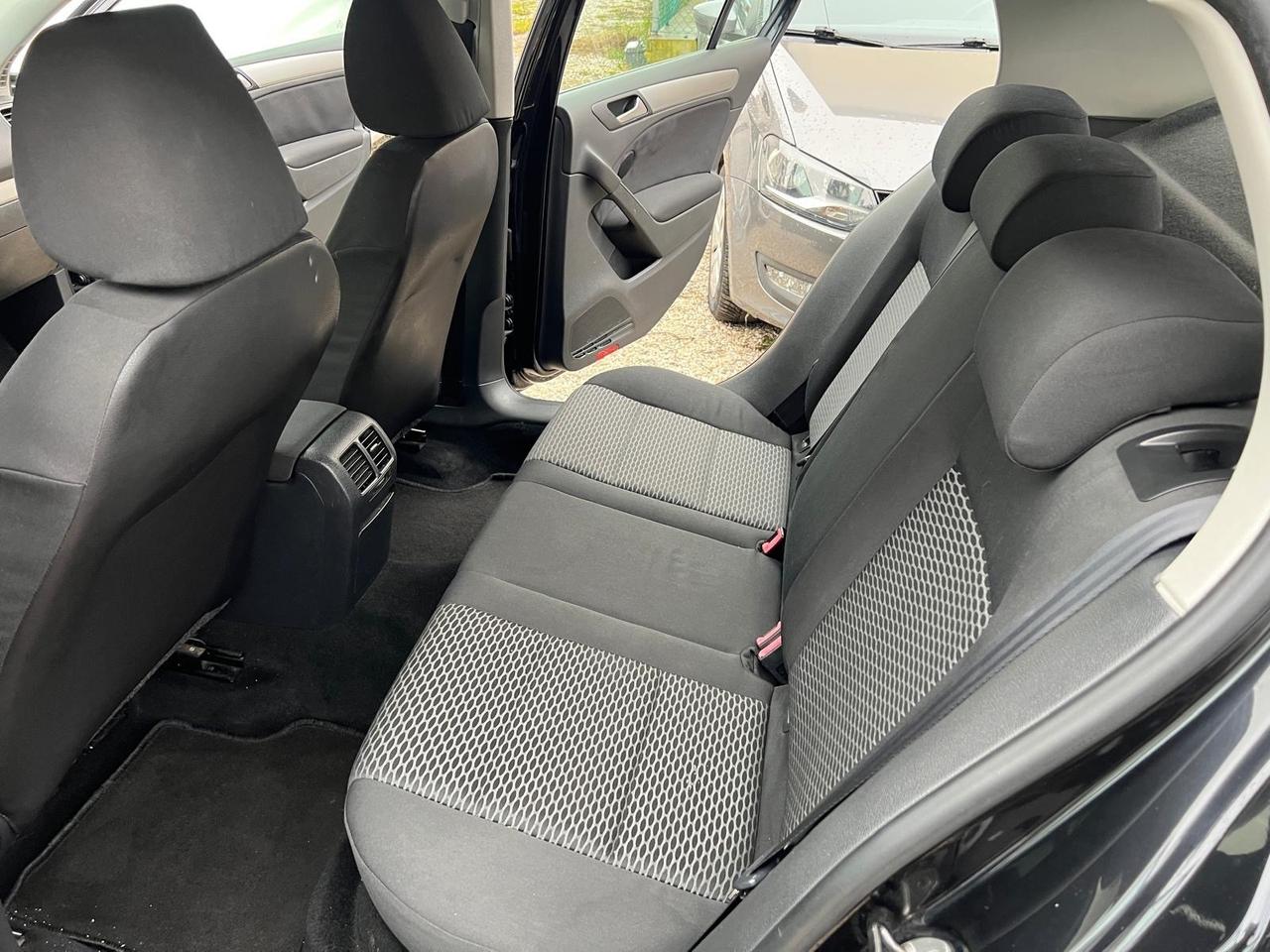 Volkswagen Golf 2.0 TDI DPF 5p. Highline