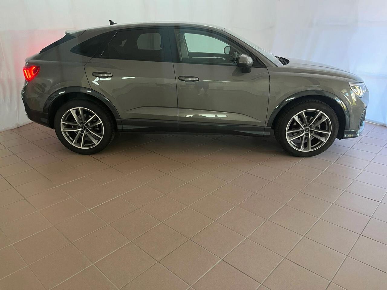 Audi Q3 SPB 35 TDI S tronic Business Plus