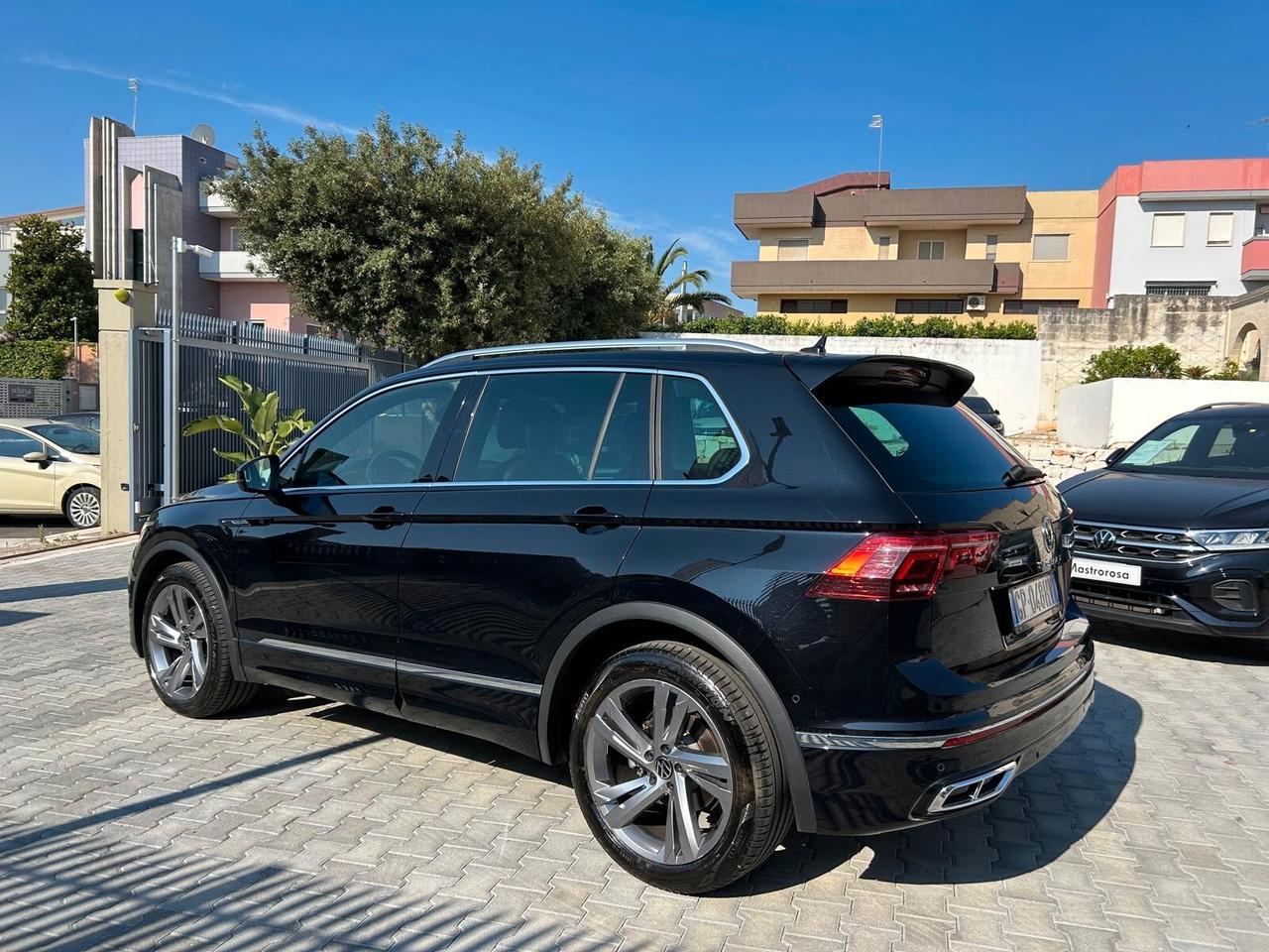 Volkswagen Tiguan 2.0 TDI 150 CV SCR DSG R-Line