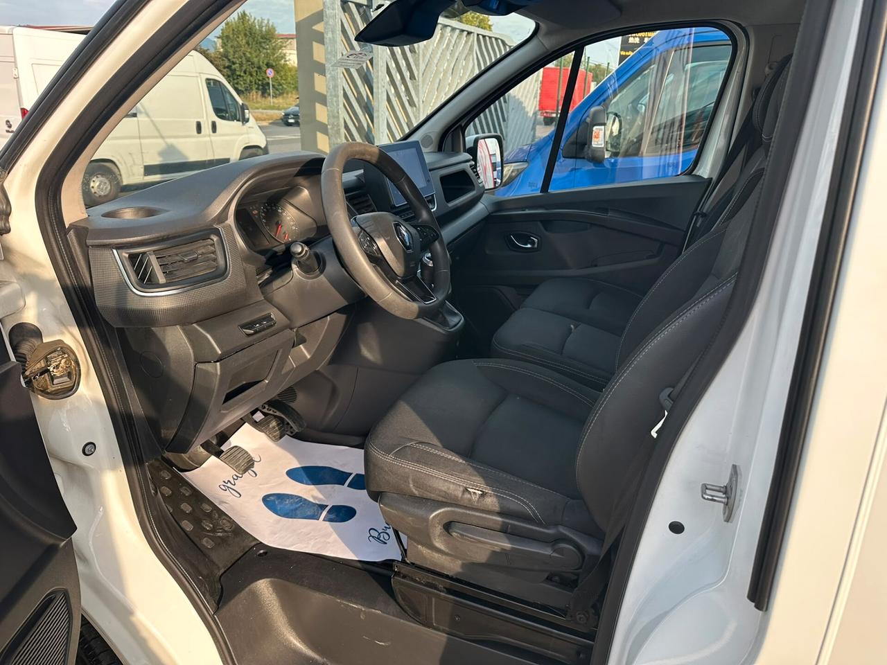 Renault Trafic T27 2.0 dCi 110CV PC-TN Furgone
