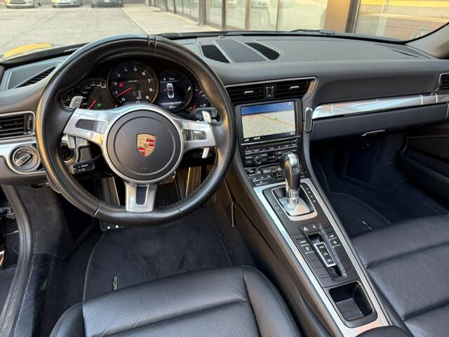 Porsche 911 3.4 Carrera Cabriolet Black Edition