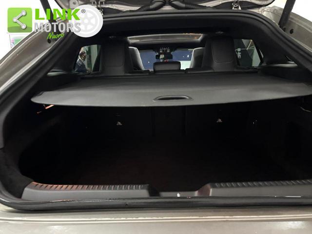 MERCEDES-BENZ CLA 200 d Automatic Shooting Brake Premium AMG