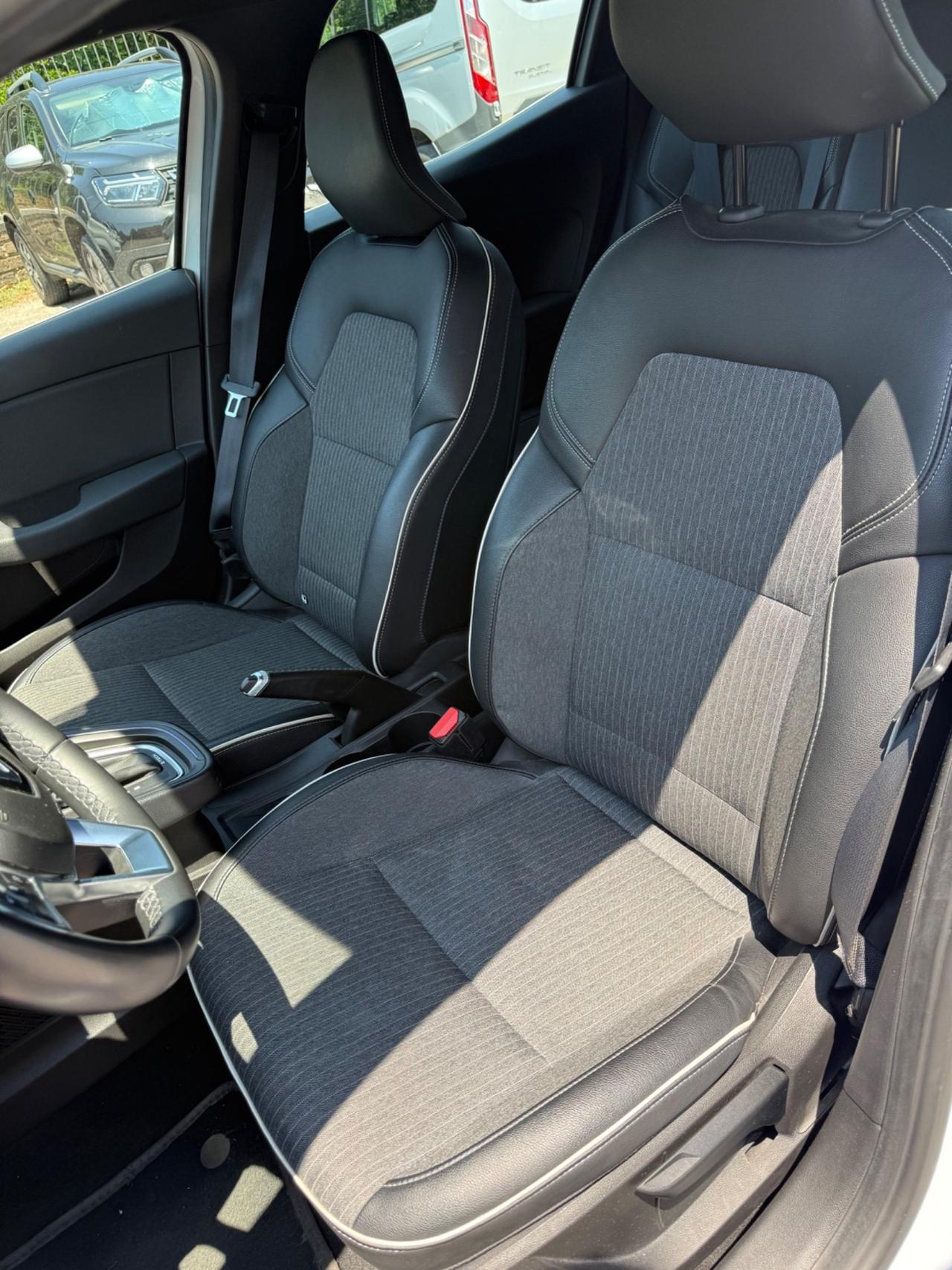 Renault Clio Full Hybrid E-Tech 140 CV 5 porte Intens