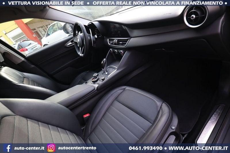 Alfa Romeo Giulia 2.0 Turbo 200CV AT8 Super