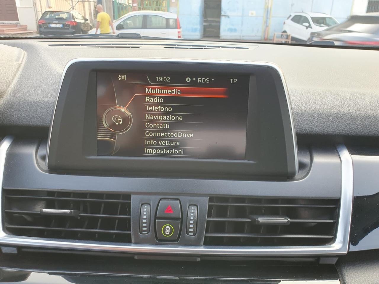 Bmw 216 216d Active Tourer Luxury