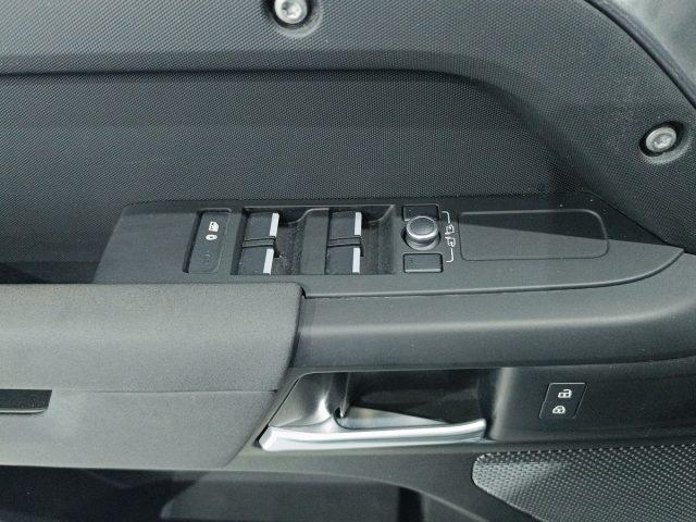 LAND ROVER Defender 110 3.0D I6 250 CV AWD Auto SE