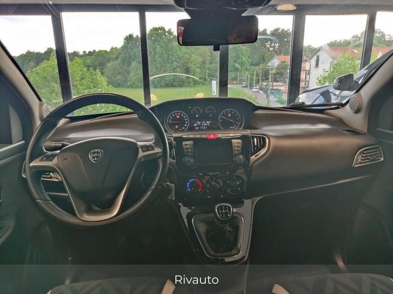 Lancia Ypsilon 1.2 69cv Gold