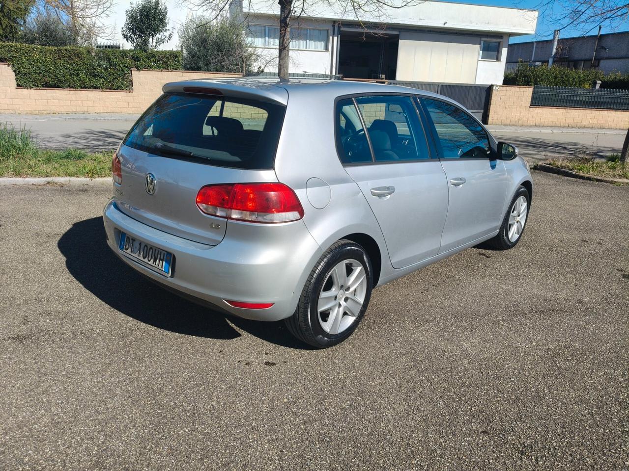 Volkswagen Golf 1.6 5 porte SOLO 123.000 KM