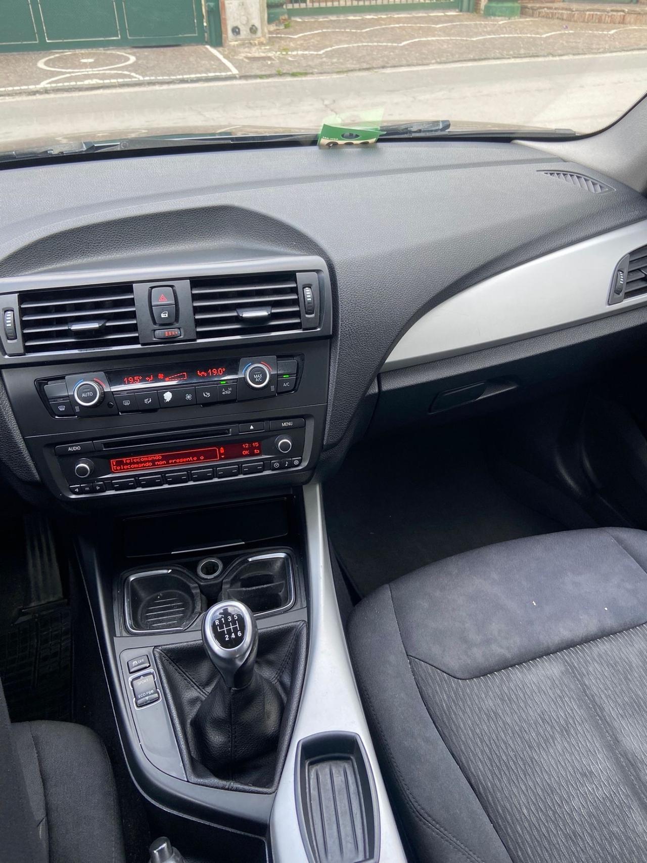 Bmw 116 116d 5p. Efficient Dynamic anno 2014