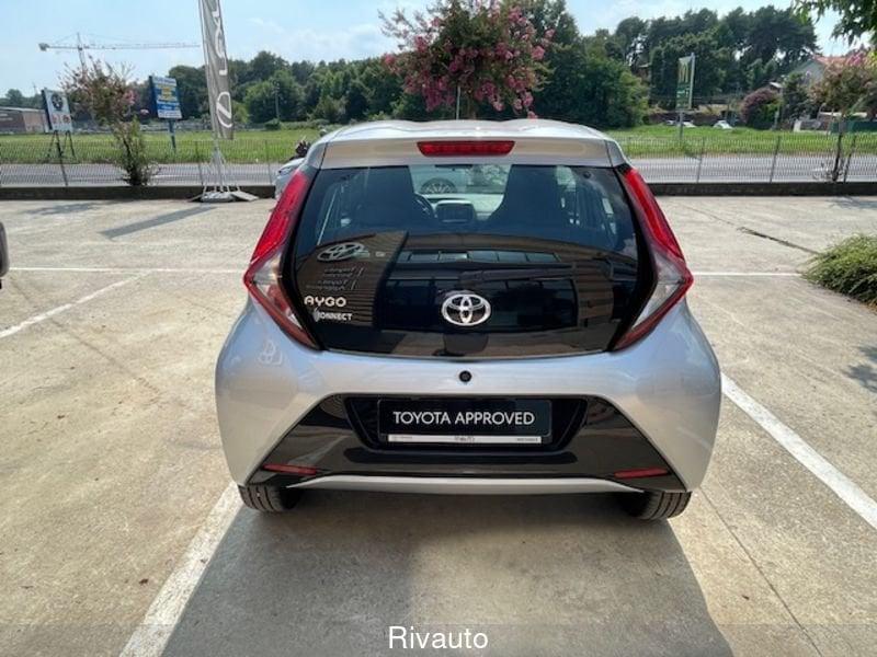 Toyota Aygo Connect 1.0 VVT-i 72 CV 5 porte x-play