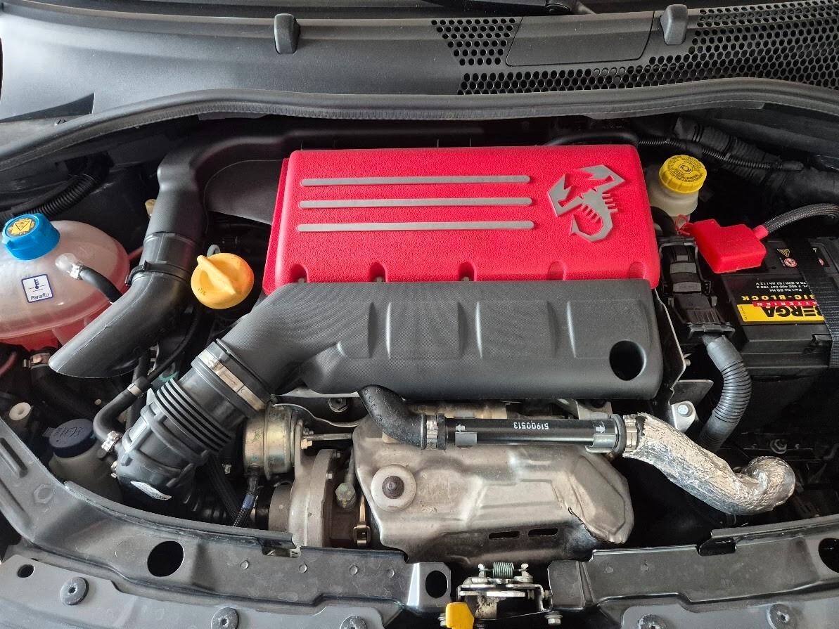 Abarth 595 1.4 Turbo T-Jet 180 CV Competizione
