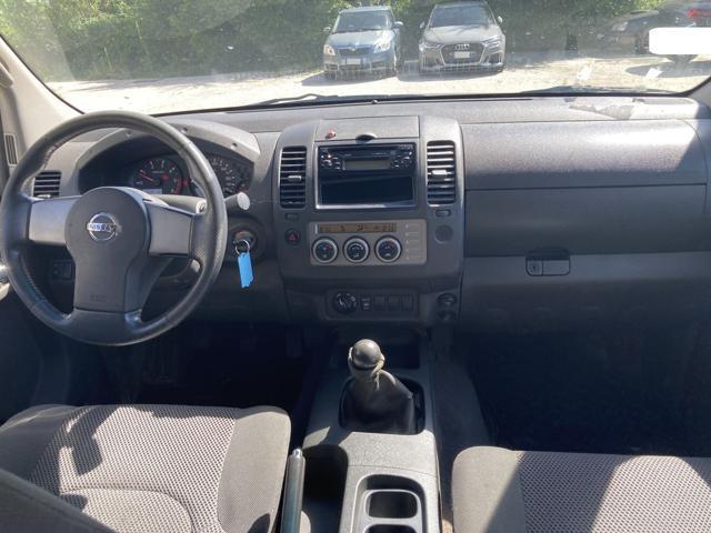 NISSAN Navara 2.5 dCi 4 porte Double Cab LE