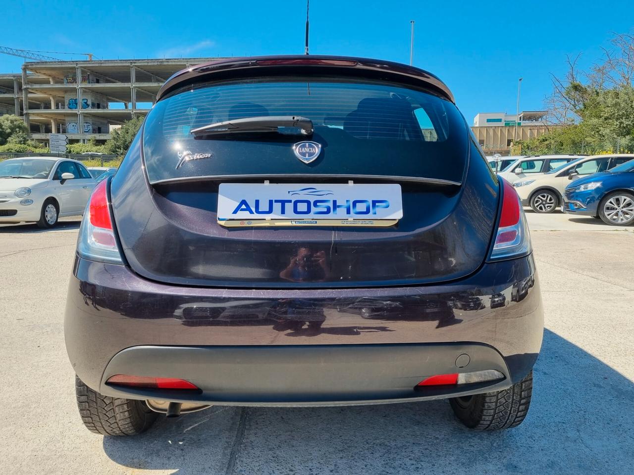 Lancia Ypsilon 1.2 69 CV 5 porte Gold