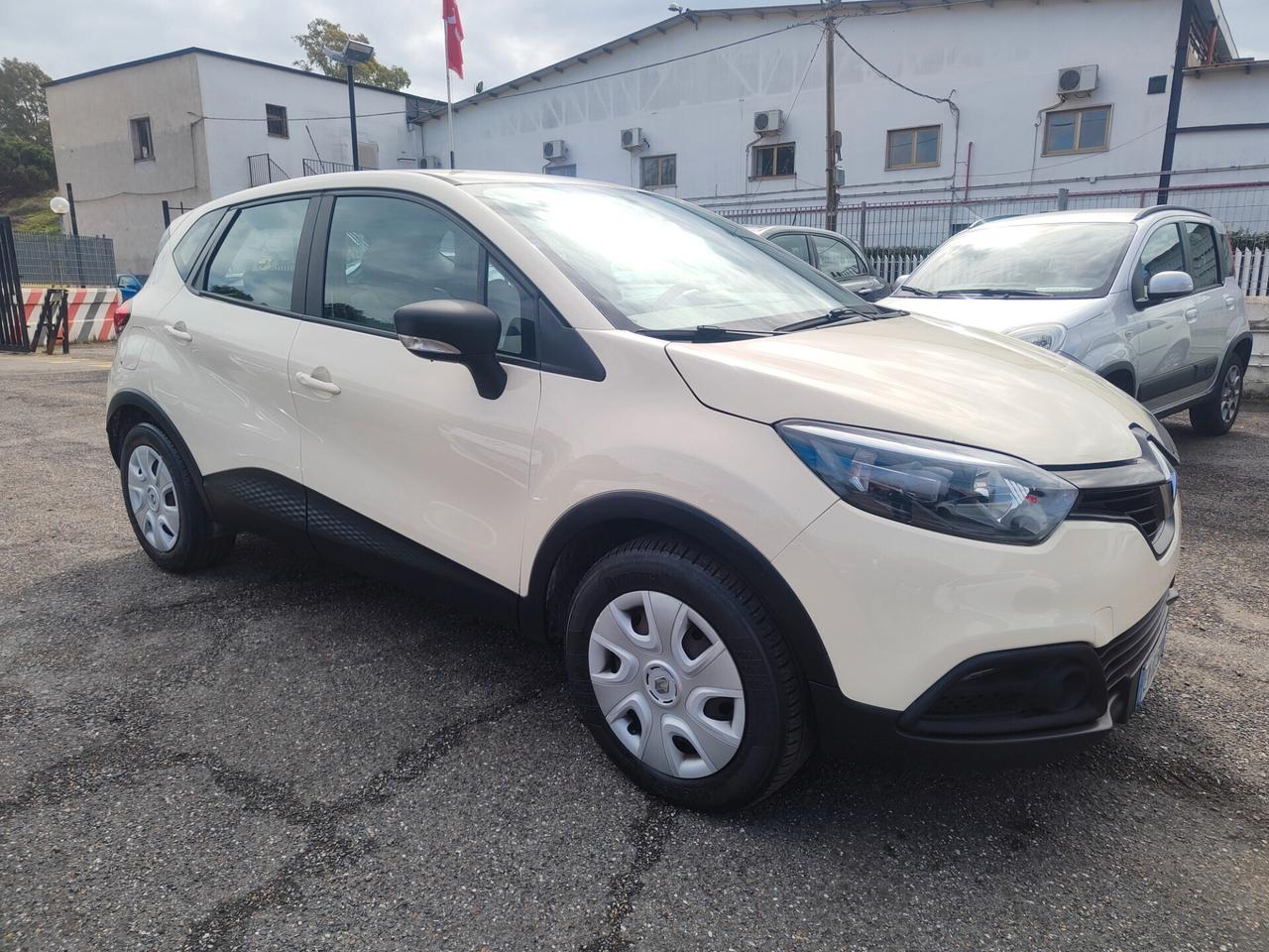 Renault Captur AUTOCARRO 4 POSTI IVA ESPOSTA