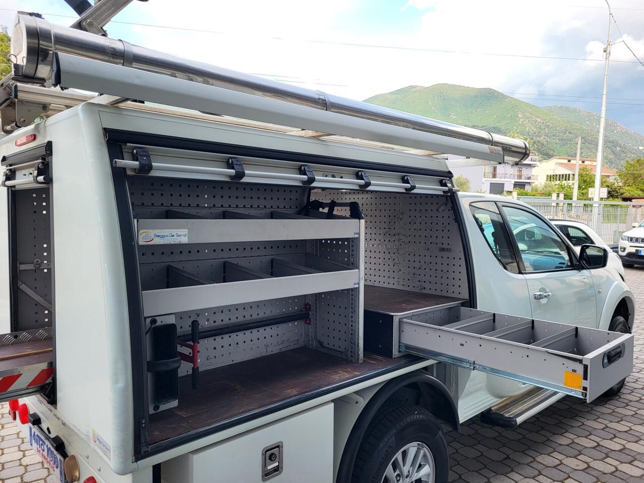 Mitsubishi L200 2.5 DI-D 178 CV 4X4 RIDOTTE BLOCCAGGIO - 4 POSTI