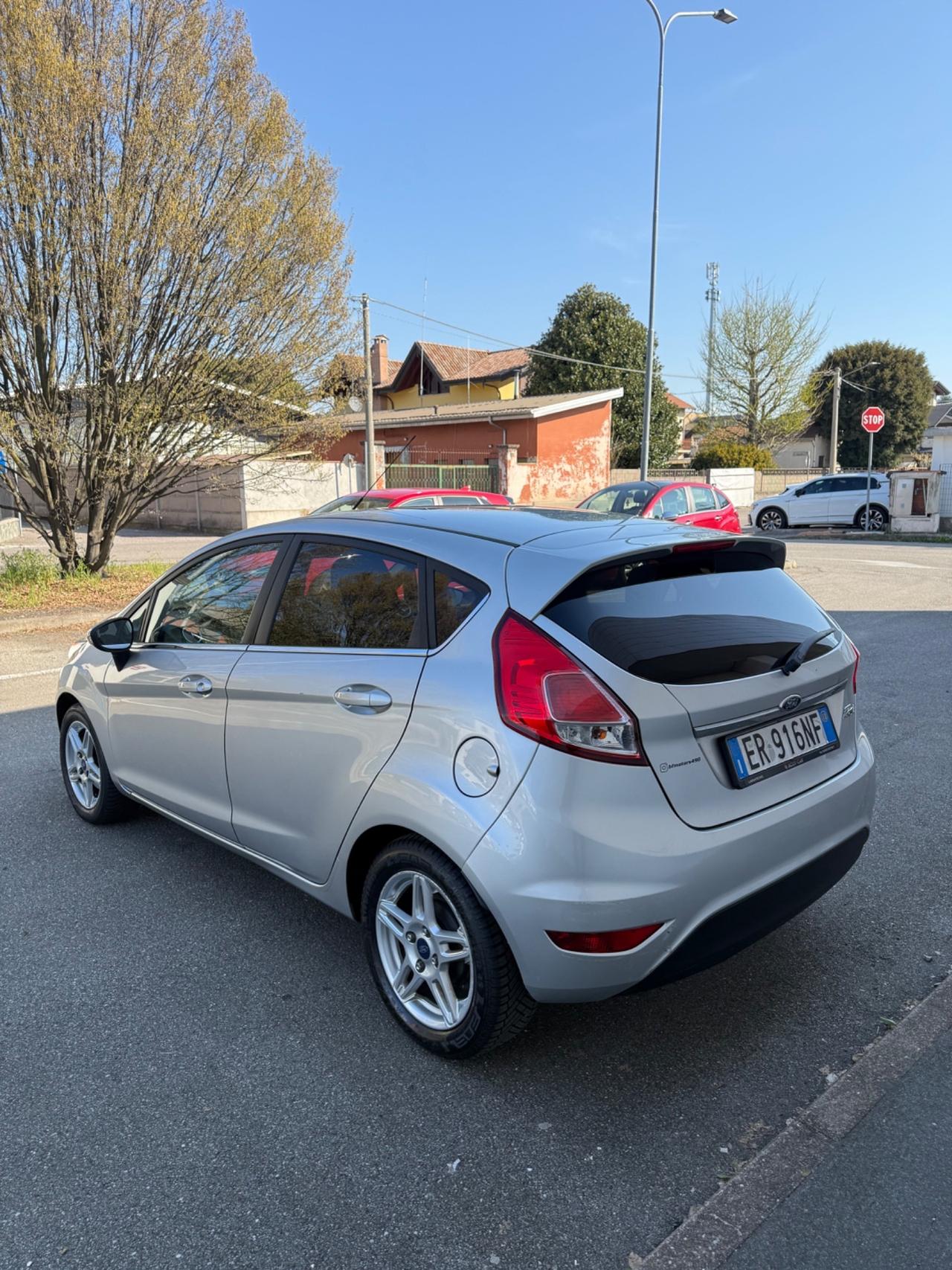 Ford Fiesta Ikon 1.2 60CV 5 porte per neopatentati