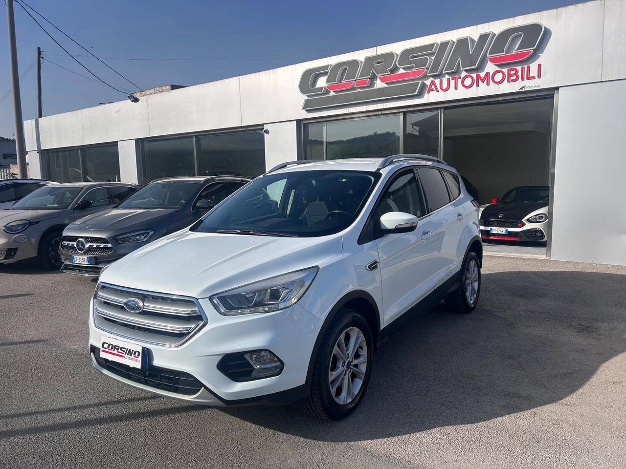 Ford Kuga 1.5 TDCI 120 CV S&S 2WD Powershift Titanium