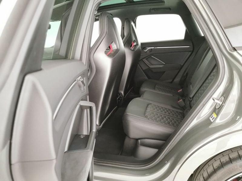 Audi Q3 RS 2.5 quattro s-tronic