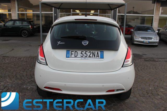 LANCIA Ypsilon 1.2 69CV 5 porte Gold NEOPATENTATI