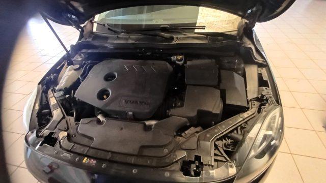 VOLVO V40 D2 1.6 Business
