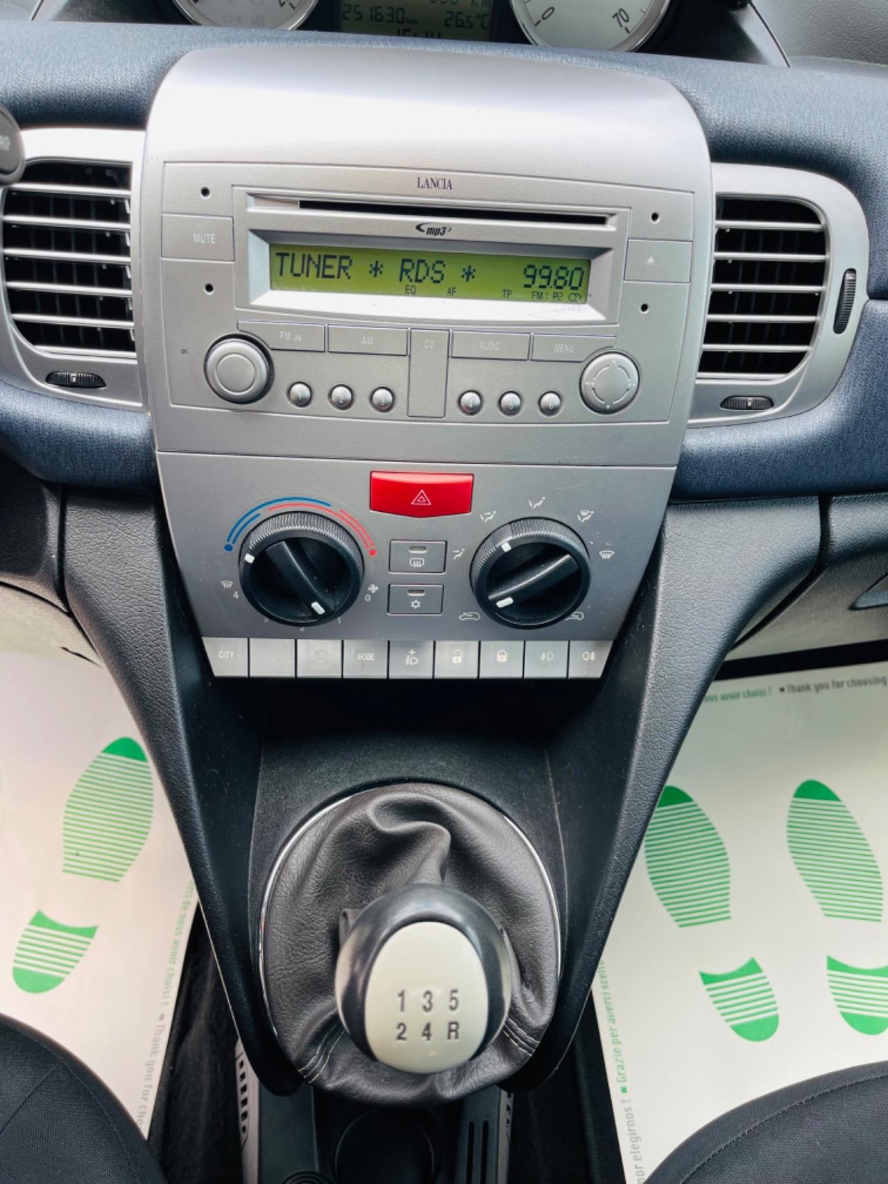 Lancia Ypsilon 1.3 MJT 90 CV Ok NEOPATENTATI