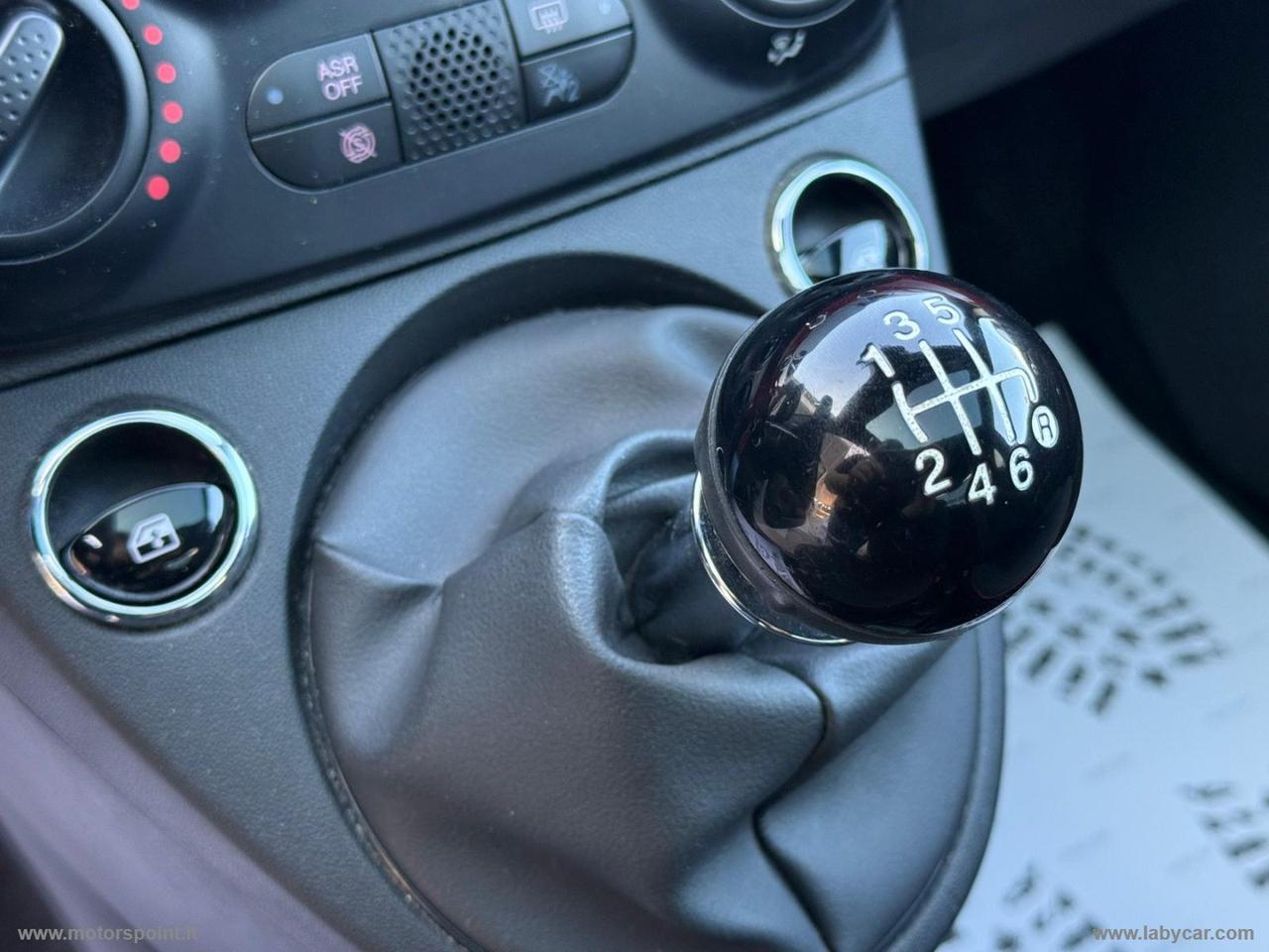 FIAT 500 1.0 Hybrid Red